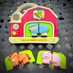 LeapFrog Fridge Farm Magnetic Animal Set Barn Toy w/ 3 Animals Tested Works